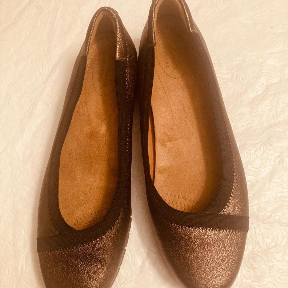 Clarks Artisan Metallic Slip On Shoes - image 5